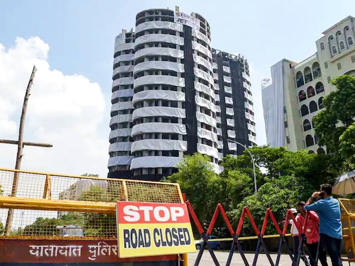 supertech twin tower demolition in Noida: One Nautical Mile Of Air Space Around Twin Towers Briefly Unavailable For Flights In View Of Demolition On Sunday Noida: One Nautical Mile Of Air Space Around Twin Towers Briefly Unavailable For Flights During Demolition On Sunday