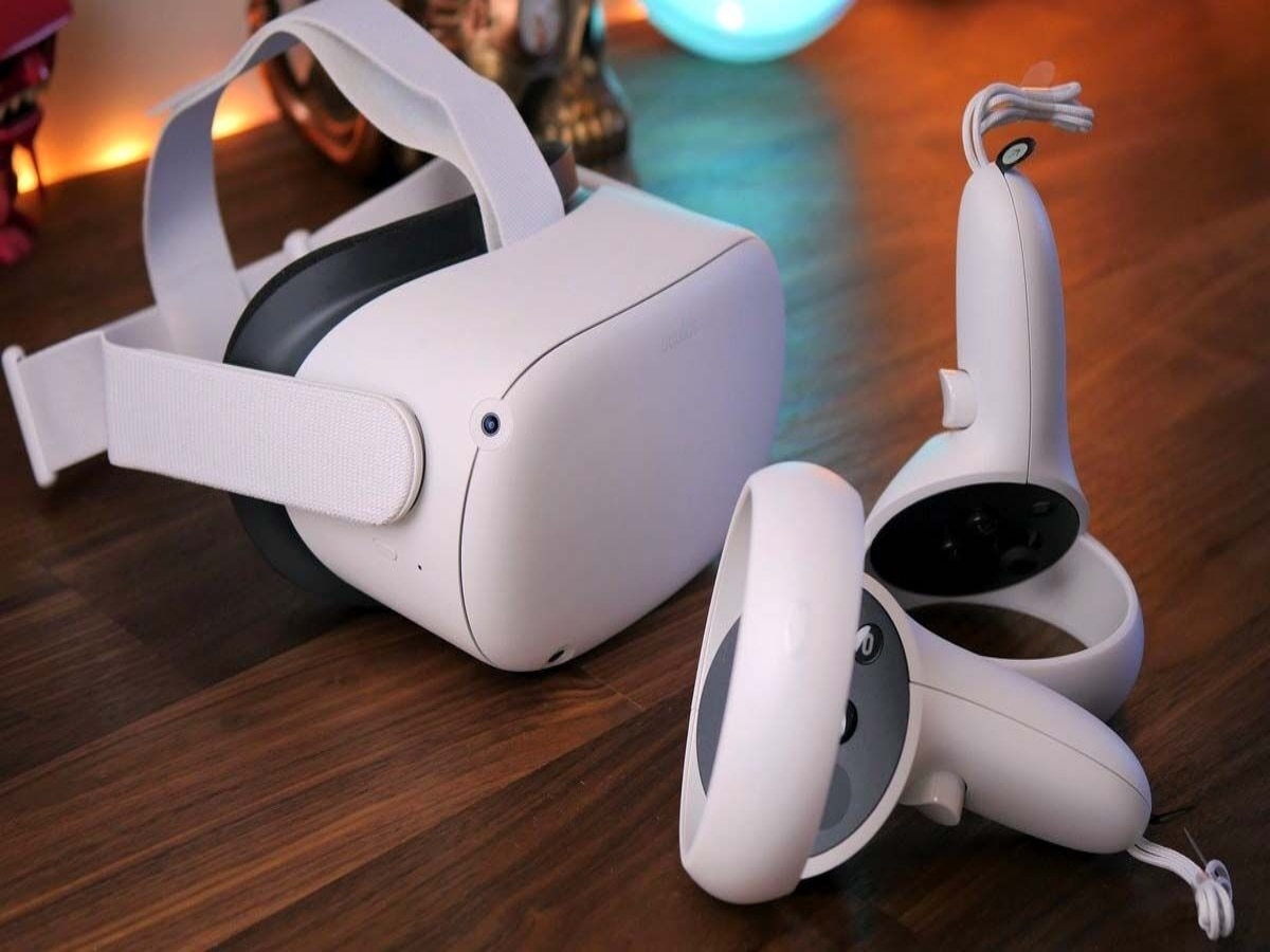 VR headset : பேஸ்புக் ஓனர் மார்க்கின் அடுத்த அதிரடி! அறிமுகமாகும் மெட்டாவின் VR ஹெட்செட்!