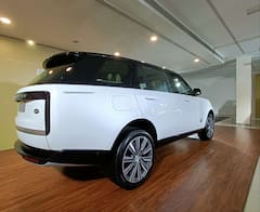 2022 New Range Rover first look review: નવી રેન્જ રોવર છે વધુ લક્ઝરી અને આ છે ફીચર્સ
