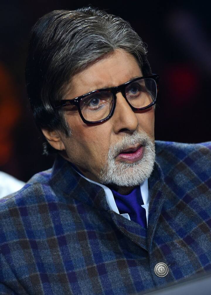 सदी के महानायक अमिताभ बच्चन कोरोना काल के शुरुआती साल में कोविड की पकड़ में आ गए थे. जिसके तहत बिग बी को काफी दिक्कतें हुईं, लेकिन फैन्स की दुआएं के तहत अमिताभ बच्चन बिल्कुल ठीक हो गए थे.