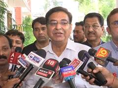 UKSSSC भर्ती घोटाला को लेकर कांग्रेस ने CBI जांच की मांग की, पूर्व CM त्रिवेंद्र सिंह रावत दिल्ली रवाना