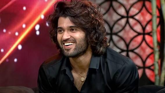Vijay Deverakonda की 16 फिल्मों में से 4 फिल्में ही सिर्फ रहीं Blockbuster | ENT LIVE