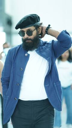 Actor Vikram: காதல் யானை வருகிறான் ரெமோ..விக்ரம் லேட்டஸ்ட் போட்டோஸ்!