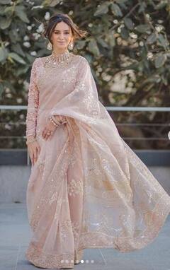 Shibani Dandekar: ਫਰਹਾਨ ਅਖਤਰ ਦੀ ਬੇਗਮ ਸ਼ਿਬਾਨੀ ਦਾਂਡੇਕਰ ਹੈ ਬੇਹਦ ਖੂਬਸੂਰਤ, ਸ਼ੋਅ ਦੌਰਾਨ ਹੋਇਆ ਸੀ ਪਿਆਰ