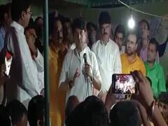 भिंड में बाढ़ प्रभावित लोगों के बीच पहुंचे सिंधिया, मदद का दिया आश्वासन, अधिकारियों को दिए ये जरूरी निर्देश