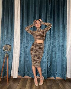 20 साल की Anushka Sen के ग्लैमर के आगे फीकी पड़ीं टॉप एक्ट्रेसेस, तस्वीरों ने इंटरनेट का बढ़ाया पारा