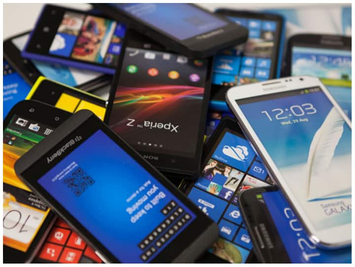 Old Smartphone Guide and Tips usefull tips for old smartphone Smartphone Tips: पुराने फोन को इन कामों में कर सकते हैं इस्तेमाल, इन टिप्स को जान हो जाएगा दिल खुश