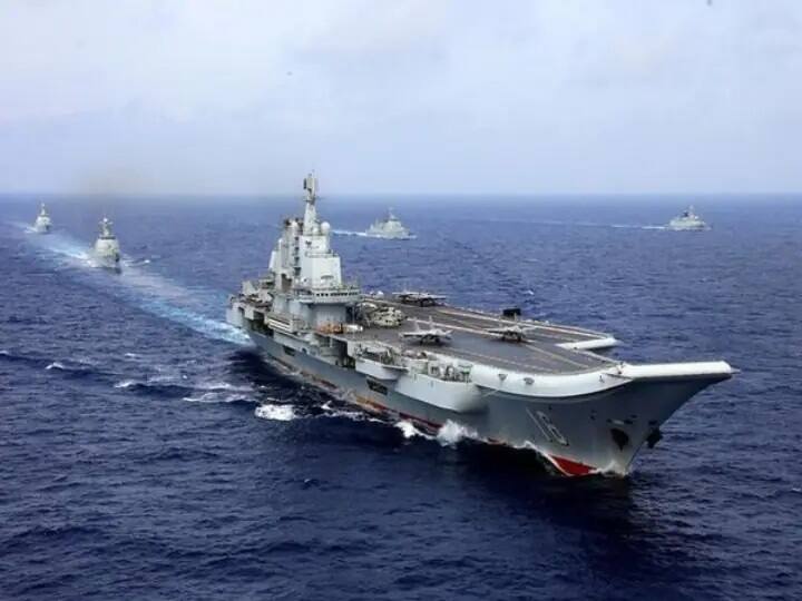 China-US relations US Navy ships sail through the Taiwan Strait china said we are ready to defeat China-US News: अमेरिकी नौसेना के दो जहाज जलडमरूमध्य से रवाना, चीन का बयान-'हमें उकसाने की कोशिश न करें'