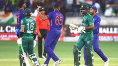 আম্পায়ারের সিদ্ধান্তের আগেই ছাড়লেন মাঠ, আউট হয়েও প্রশংসা কুড়ালেন ফখর জামান