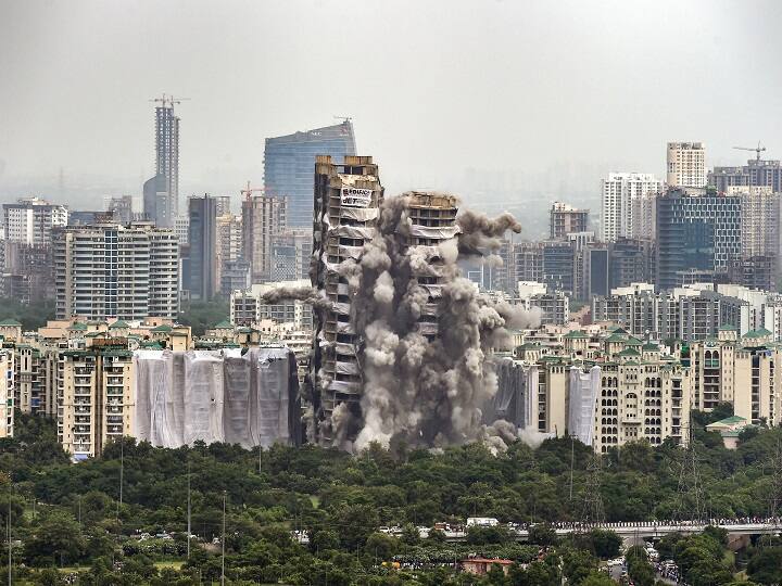 twin towers demolition Noida Supertech Rs 500 cr lost Apex and Ceyane uttar pradesh Emerald Court Supreme Court Supertech Says It Lost Rs 500 Crore In Demolition Of Noida Twin Towers
