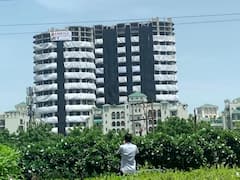 Twin Tower के ध्वस्त होने की उल्टी गिनती शुरू, 100 मीटर के दायरे में सिर्फ छह लोग रहेंगे मौजूद