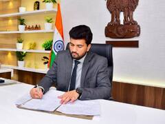 ​IAS Success Story: पढ़ाई में एवरेज रहे हिमांशु ने पहले ही प्रयास में पास की UPSC परीक्षा, जानें सफलता की कहानी