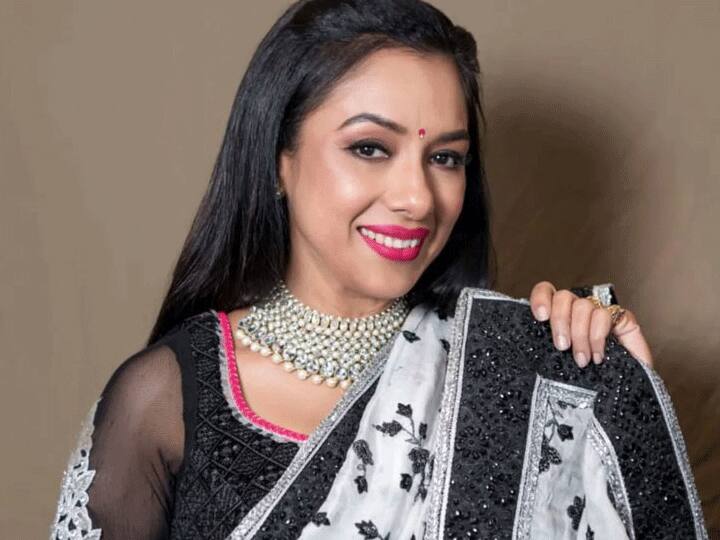 4 साल की उम्र में Rupali Ganguly ने किया था डेब्यू, 38 साल बाद Anupamaa से यूं किया स्टारडम हासिल Anupamaa Fame Rupali Ganguly Started Working At The Age Of 4 Read All Details About Her 4 साल की उम्र में Rupali Ganguly ने किया था डेब्यू, 38 साल बाद Anupamaa से यूं किया स्टारडम हासिल