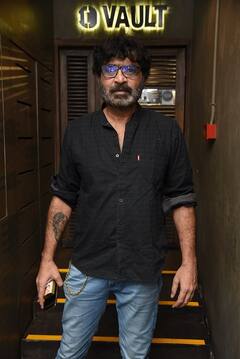 Web Film: ভূতে বিশ্বাস করেন? প্রশ্ন শিলাজিৎ শ্রীলেখার