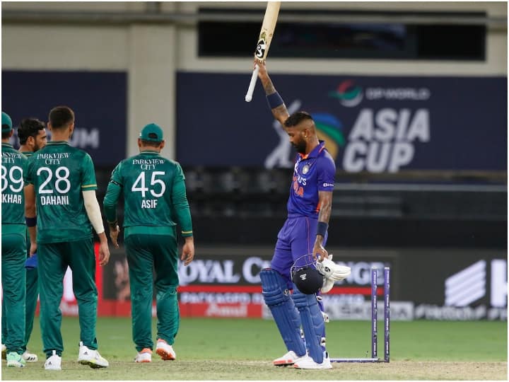 Asia Cup 2022 India won match by 5 wickets against Pakistan Match 2 at Dubai International Stadium IND vs PAK: सांसें रोक देने वाले मैच में टीम इंडिया ने मारी बाज़ी, हार्दिक पांड्या ने गेंद के बाद बल्ले से भी किया कमाल