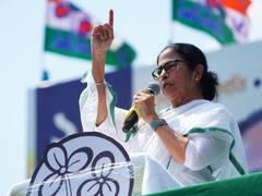 'কেষ্ট চোর, ববি চোর, অরূপ চোর, আমরা সবাই চোর, আর ওঁরা সাধু?' সভা থেকে আক্রমণ মমতার