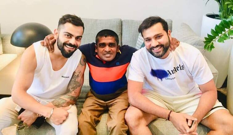 Ind vs Pak Asia Cup 2022 Sri Lanka super fan Gayan Senanayake viral picture with Virat Kohli Rohit Sharma Asia Cup 2022: Rohit Sharma, Virat Kohli Meet Popular Sri Lankan Super Fan In Dubai. See Viral Pic