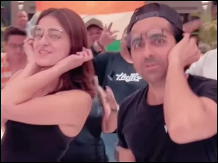 Ayushmann Khurrana, Ananya drop fun reel on Indias win from Mathura as they shoot for Dream Girl 2 Ind Vs Pak: Ayushmann Khurrana और Ananya Pandey ने ऐसे मनाया भारत की जीत का जश्न, सेट से शेयर की ये रील