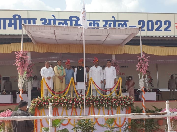 Rajiv Gandhi Rural Olympic Games 2022 launched in Rajasthan CM Ashok Gehlot played Kabaddi ANN Rajasthan News: राजस्थान में राजीव गांधी ग्रामीण ओलंपिक खेल की शुरुआत, जोधपुर में CM गहलोत ने खेली कबड्डी