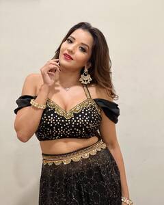 Monalisa Pics: लहंगा चोली में कहर ढाती मोनालिसा की ये फोटोज क्या देखी आपने? सोशल मीडिया पर मचा रही हैं तहलका