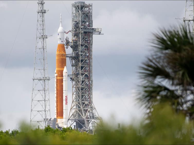 First Launch Attempt Of NASA Artemis I Scrubbed Due To Technical Issues With Rocket Engine Mission Postponed Space Launch System RS-25 Engine New Date For NASA Artemis I Launch Soon. Know Why It Was Put Off