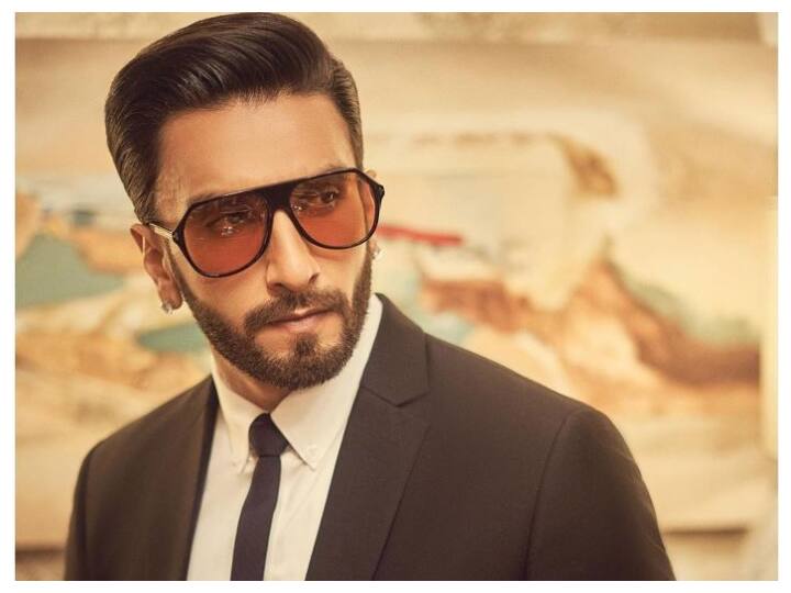 Ranveer Singh Photoshoot Row: Actor Records His Statement At Chembur Police Station Ranveer Singh Photoshoot Row: Actor Records His Statement At Chembur Police Station
