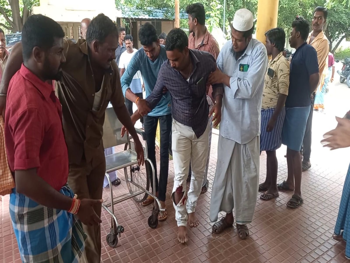 பயங்கர சத்தம்.. வந்தவாசி அருகே அரசு பேருந்துகள் நேருக்கு நேர் மோதி விபத்து - 32 பேர் படுகாயம்!