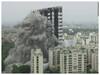Noida Twin Tower: जिस वक्त ट्विन टावर गिराने की चल रही थी कवायद, उसी दौरान एक शख्स बिल्डिंग में ले रहा था चैन की नींद