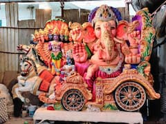 వినాయక చవితిలో రాజకీయాల జోక్యం, ఏం జరగుతుంది?