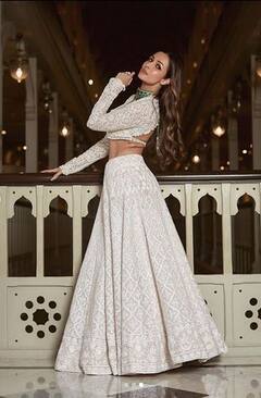 Malaika Arora: ਮਲਾਇਕਾ ਅਰੋੜਾ ਨੇ ਸਫੇਦ ਲਹਿੰਗੇ ਵਿੱਚ ਚੁਰਾਈ ਸਾਰੀ ਲਾਈਮਲਾਈਟ