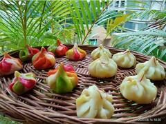 Pune Ganeshfestival 2022: यंदा बाप्पासाठी खास 'रेनबो मोदक; पुण्याच्या शेफने तयार केले सप्तरंगी मोदक
