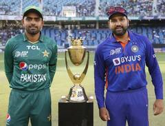 IND vs PAK: ছক্কা হাঁকিয়ে ম্যাচ জেতাচ্ছেন, হার্দিক যেন ধোনির প্রতিচ্ছবি