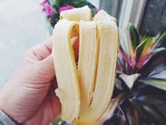 Banana Peel : ਕੀ ਤੁਸੀਂ ਵੀ ਕੇਲਾ ਖਾਣ ਤੋਂ ਬਾਅਦ ਉਸਦਾ ਛਿਲਕਾ ਸੁੱਟ ਦਿੰਦੇ ਹੋ, ਕਰ ਰਹੇ ਹੋ ਵੱਡੀ ਗਲਤੀ, ਜਾਣੋ ਕਿਵੇਂ ਕਰ ਸਕਦੈ ਕਈ ਸਮੱਸਿਆਵਾਂ ਦੂਰ