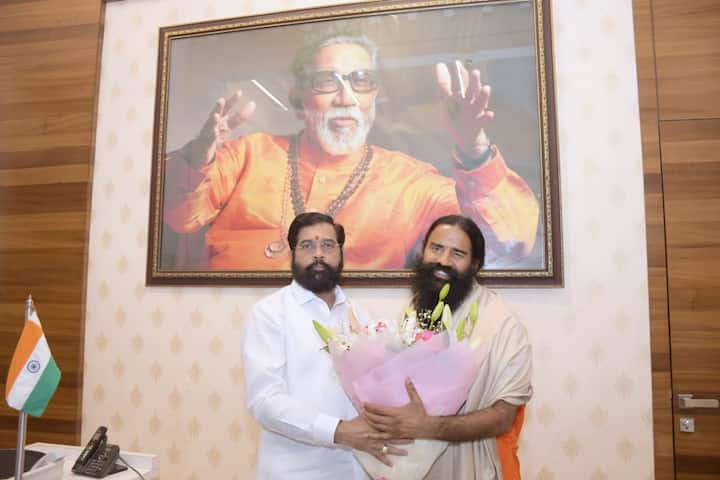 शिंदे गट आणि शिवसेना यांच्यातील वाद सर्वोच्च न्यायालयात पोहोचला आहे.