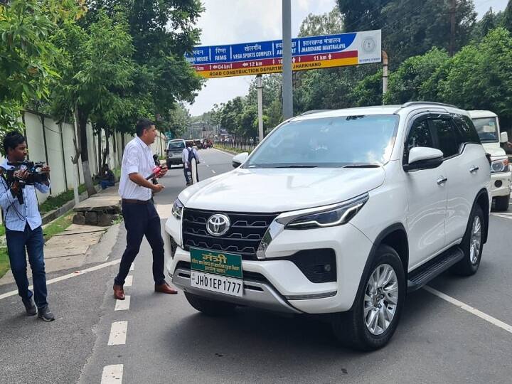 Jharkhand Political Crisis Preparations to take UPA MLAs of Jharkhand to Raipur, special flight and hotel book Jharkhand Politics: UPA विधायकों को रायपुर ले जाने की तैयारी, स्पेशल फ्लाइट और रिसॉर्ट की हुई बुकिंग