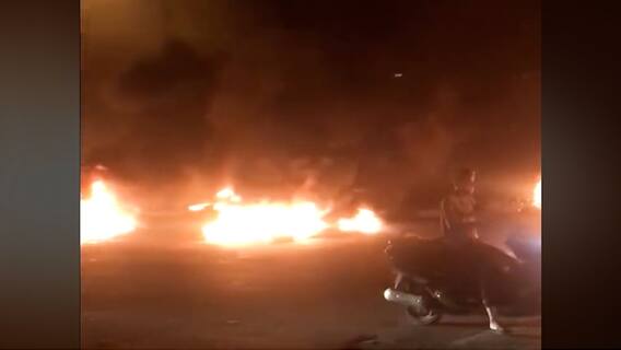 Iraq Civil War: Al-Sadar supporters accused of setting al-Haq's headquarters ablaze | ABP News