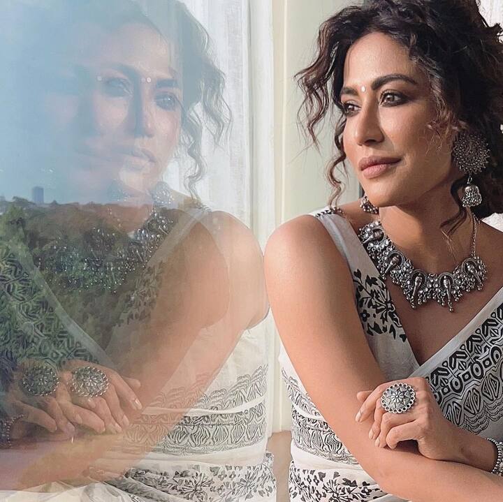 'देसी बॉईज', 'इनकार' आणि 'ये साली जिंदगी' यांसारख्या अनेक चित्रपटांमधून तिने आपल्या अभिनयाचा जलवा दाखवला आहे.