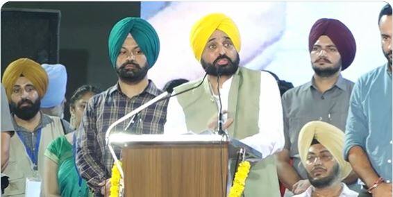 CM Bhagwant Mann Punjabis inspired towards Sports said that our Guru Sahibs gave us Sports, Ghod Sawari , Archery as a legacy ਸੀਐਮ ਭਗਵੰਤ ਮਾਨ ਦਾ ਸੱਦਾ, 'ਗੁਰੂ ਸਾਹਿਬਾਨ ਨੇ ਵਿਰਾਸਤ 'ਚ ਖੇਡਾਂ, ਘੋੜ ਸਵਾਰੀ, ਤੀਰ-ਅੰਦਾਜ਼ੀ ਦਿੱਤੀ, ਖੇਡਾਂ ਸਾਨੂੰ ਵਿਰਾਸਤ 'ਚ ਮਿਲੀਆਂ, ਆਓ ਰਲ਼-ਮਿਲ ਮੁੜ ਤੋਂ ਰੰਗਲਾ ਪੰਜਾਬ ਬਣਾਈਏ'