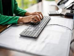 'Spending Time With Family...Bla Bla': CEO Slammed For Advising Freshers To Work 18 Hrs A Day