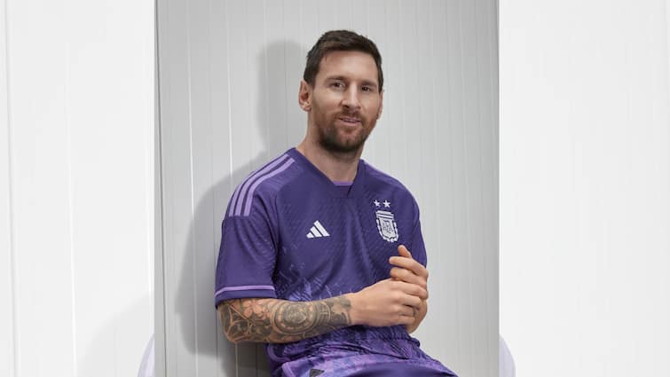 WC 2022, Argentina Jersey: Lionel Messi and Argentina footballers to give special message with Purple away kit WC 2022, Argentina Jersey: প্রথাগত রঙ নয়, কাতারে বেগুনি জার্সি পরে এক বিশেষ বার্তা দেবেন মেসিরা