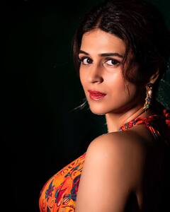 shraddha Das: શ્રદ્ધા દાસનો ટ્રેડિશનલ લૂક થયો વાયરલ, જુઓ તસવીરો