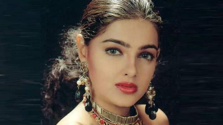 आखिरी नाम है एक्ट्रेस ममता कुलकर्णी (Mamta Kulkarni) का. अंडरवर्ल्ड के साथ उनके रिश्ते ने भी खूब सुर्खियां बटोरी थीं, जिसका साफ असर उनके करियर पर पड़ा.