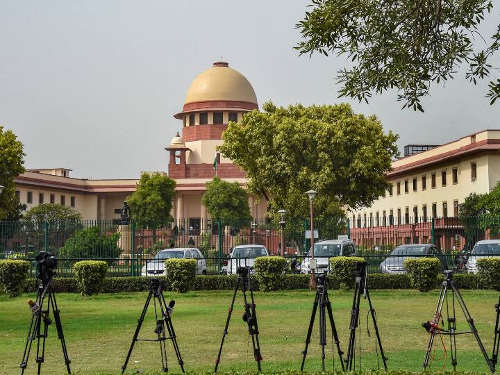 Supreme Court Closes Eight Cases of Gujrat Riots, SIT Advocate and Petitioners agreed  ANN Gujarat Riots Case: गुजरात दंगों पर सुप्रीम कोर्ट ने बंद की सुनवाई, याचिकाकर्ताओं ने कहा- अब मामला बनाए रखना जरूरी नहीं