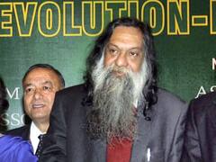 अर्थशास्त्री अभिजीत सेन का 72 साल की उम्र में दिल का दौरा पड़ने से निधन