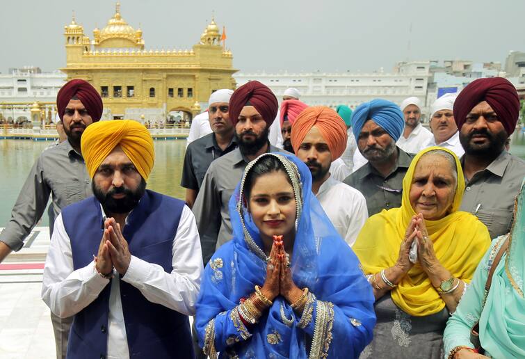 CM Mann surrounded for VIP entry in Darbar Sahib, Amritsar , SGPC raised objection ਦਰਬਾਰ ਸਾਹਿਬ 'ਚ VIP ਐਂਟਰੀ 'ਤੇ ਘਿਰੇ CM ਮਾਨ, SGPC ਨੇ ਜਤਾਇਆ ਇਤਰਾਜ਼