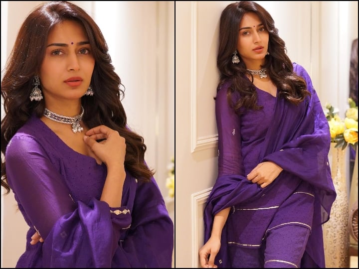 Erica Fernandes Pics: कान में झुमके, माथे पर बिंदिया.. एरिका फर्नांडिस ने शरारा पहन धड़काया फैंस का दिल Erica Fernandes Pics: कान में झुमके, माथे पर बिंदिया.. एरिका फर्नांडिस ने शरारा पहन धड़काया फैंस का दिल