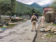 जम्मू-कश्मीर में सुरक्षाबलों का एक्शन, शोपियां में लश्कर के 3 आतंकियों को किया ढेर