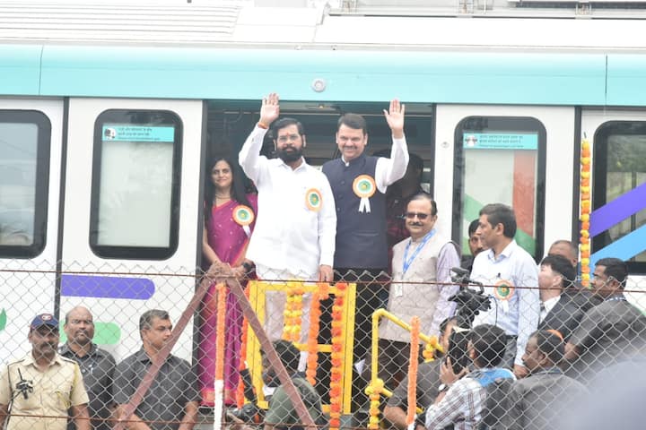 मुंबईकरांच्या हितासाठी मुख्यमंत्र्यांनी हा निर्णय घेतला आहे. मेट्रो 3 ही मुंबईची नवीन लाईफलाईन असणार आहे, असं उपमुख्यमंत्र्यांनी सांगितलं आहे.