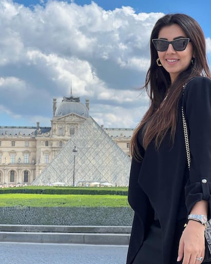 Nikki galrani - Aadhi : உன்னாலே எந்நாளும் என் ஜீவன் வாழுதே... நிக்கி கல்ராணி - ஆதி ஜோடியின் ஹனிமூன் க்ளிக்ஸ் !