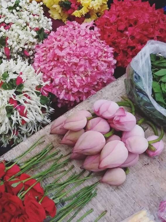 நாளை விநாயகர் சதுர்த்தி! கோயம்பேடு சந்தையில் பூக்கள் விலை நிலவரம்.!